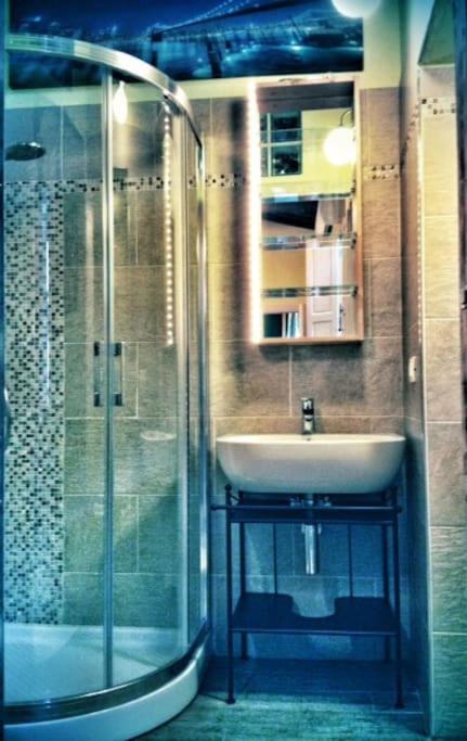 Bright, Quiet! In The Center. Appartement Florence